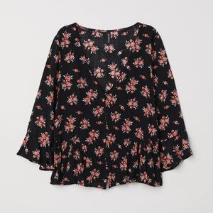 H&M | Bounce with Flounce Button Floral Blouse